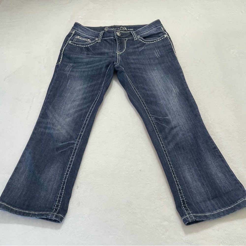 GRACE IN LA. SIZE 7/27 Women's Dark Wash Capris